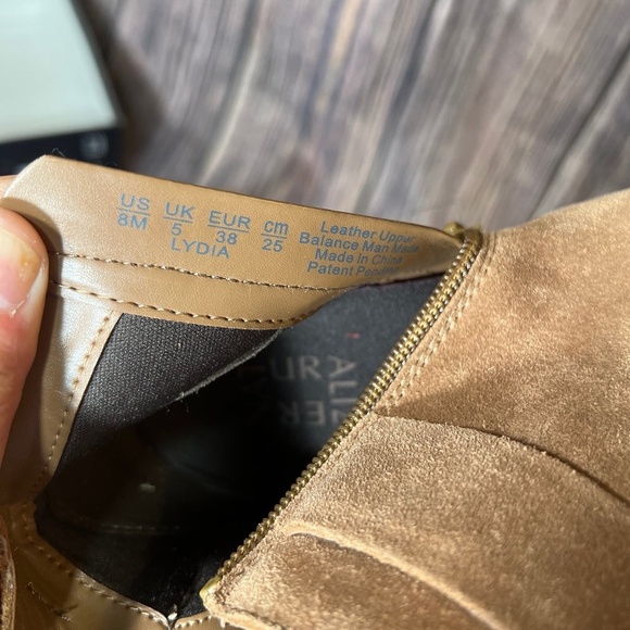 Naturalizer Womens Lydia Brown Ankle Boots Shoes 8 M New with tags - Picture 8 of 12